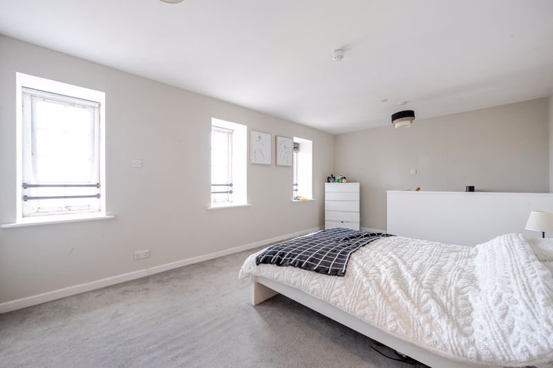 Bedroom- click for photo gallery